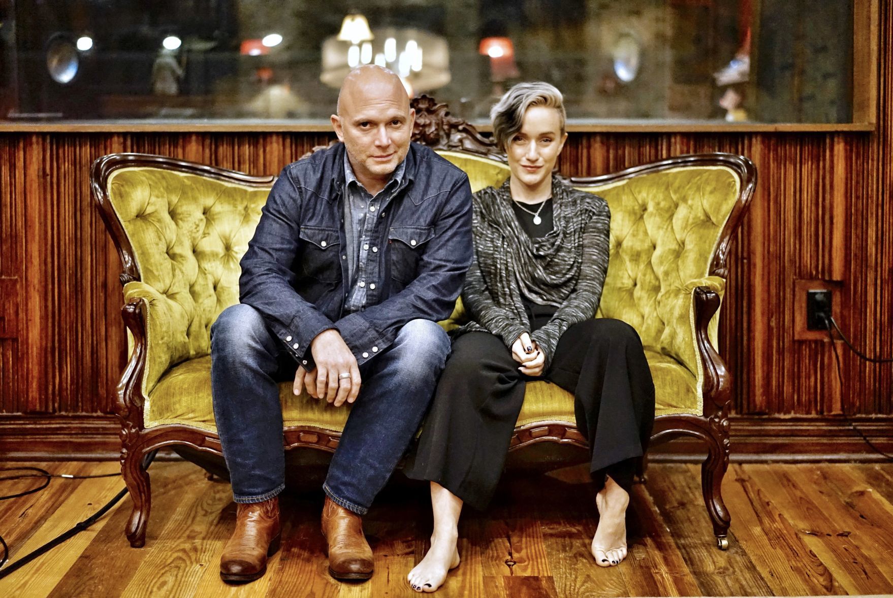 Michael Cerveris and Loose Cattle release an offbeat Christmas album_lowres